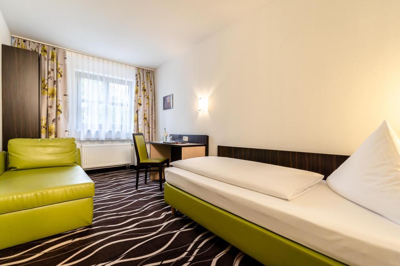 Hotel Demas Munchen-Unterhaching Exteriér fotografie